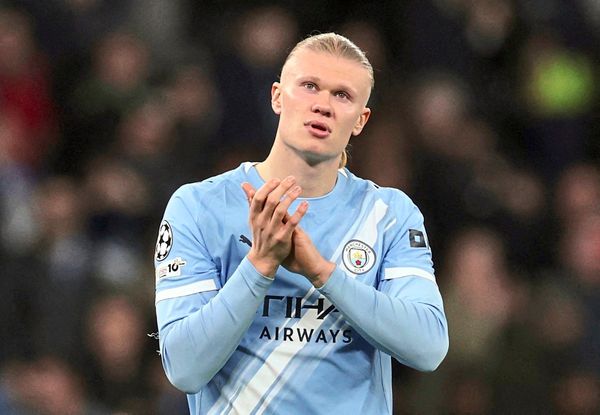 Haaland-investiert-in-Schach-Eze-setzt-Carlsen-matt