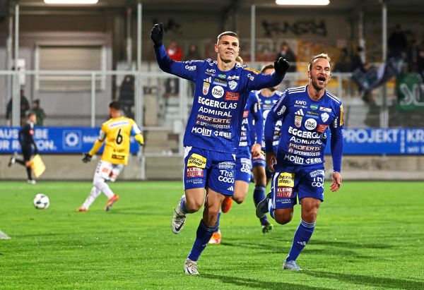 Hartberg-weiht-umgebautes-Stadion-mit-Heimsieg-ein