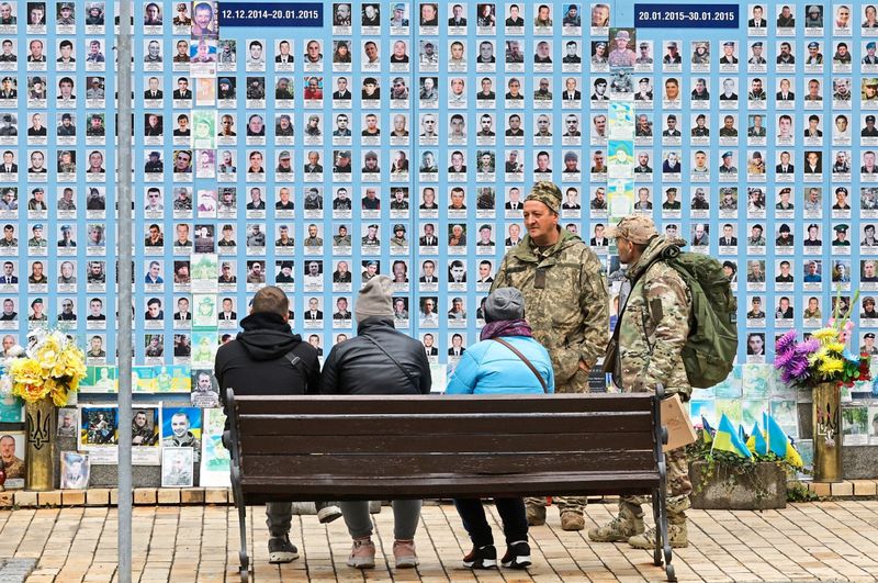 Die Ukraine kämpft gegen Putin und das schwindende Interesse im Westen