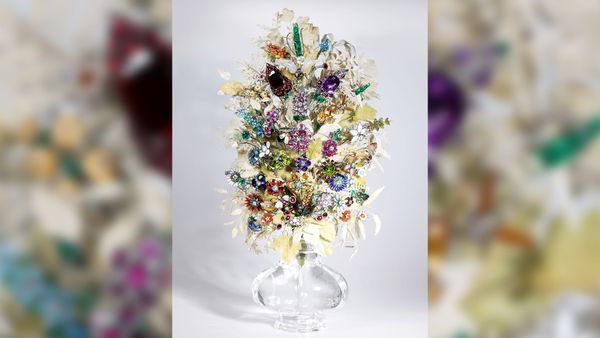 Maria-Theresias-Edelsteinstrau-als-Highlight-beim-Museumsjubil-um