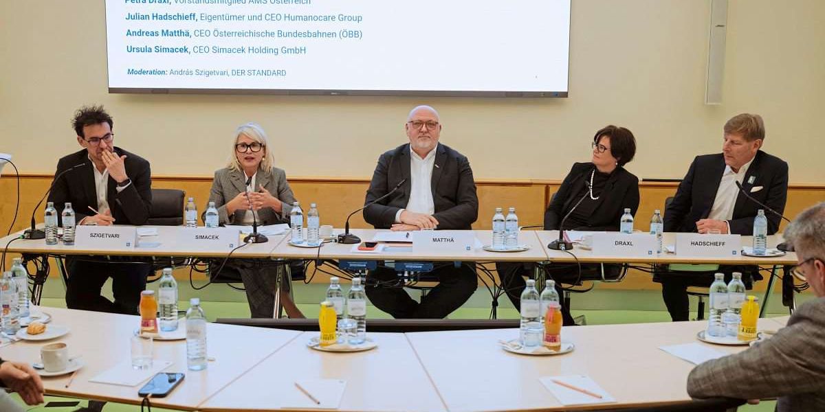 AMS-Chefin Draxl: Österreich hat ein Problem mit Rassismus in den Betrieben