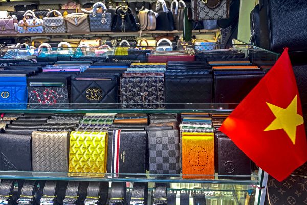 Prada-Gucci-Co-Vietnam-will-st-rker-gegen-F-lschungen-vorgehen
