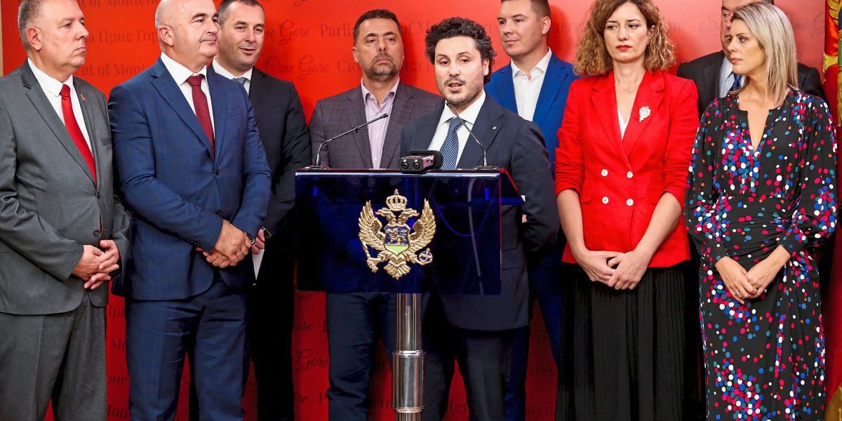 Parlament in Montenegro stürzt eigene Regierung Europa derStandard