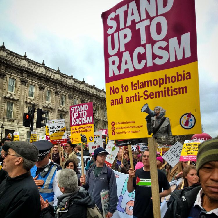 Protest gegen Rassismus und Muslimfeindlichkeit