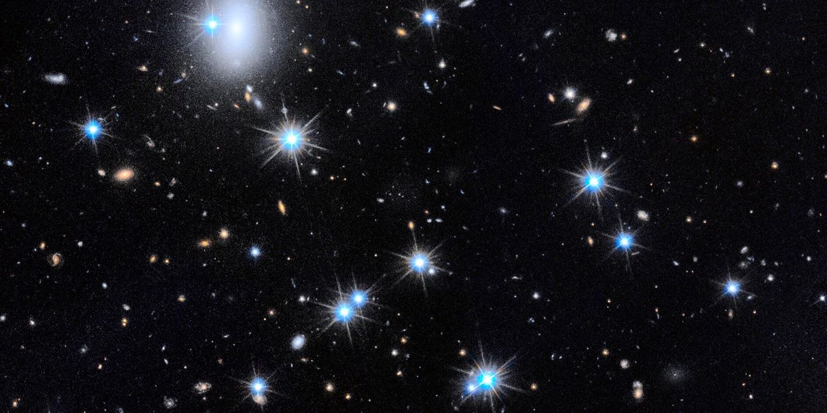 Praktisch unsichtbare Galaxie aus 99,99 Prozent Dunkler Materie entdeckt