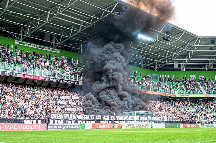 Rauchbombe Groningen