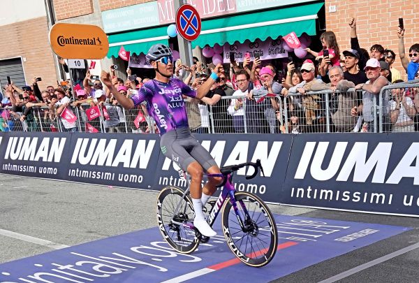 ulissi-neuer-giro-leader-etappensieg-an-plapp