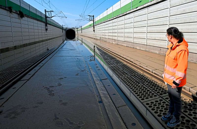 "Neue" Weststrecke der Bahn in Niederösterreich monatelang außer Betrieb