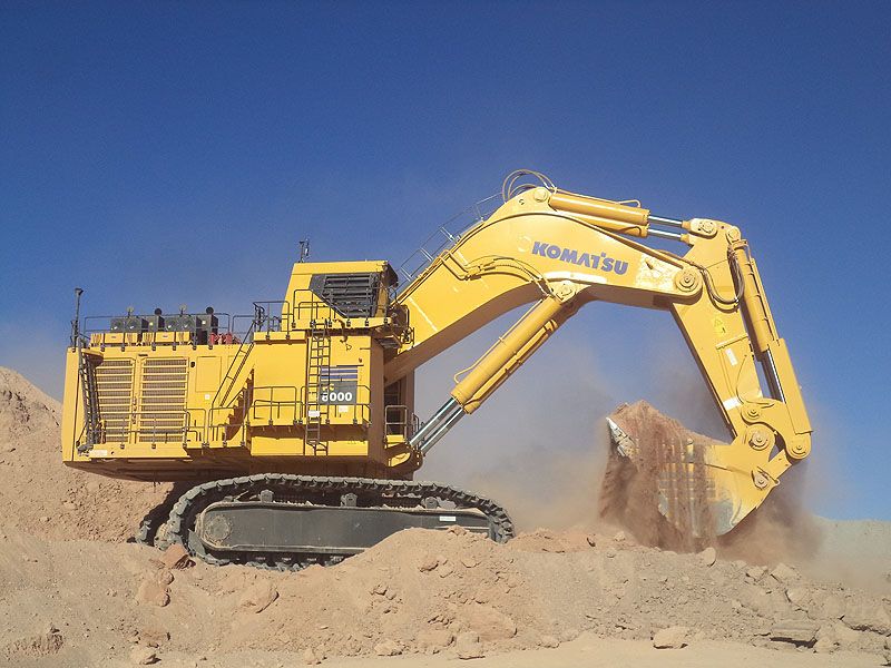 I dieci più grandi escavatori del mondo Komatsu-PC-8000-6