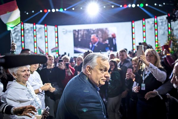 Auftritts-Duell-im-ungarischen-Wahlkampf-Wie-Peter-Magyar-Orb-n-vor-sich-hertreibt