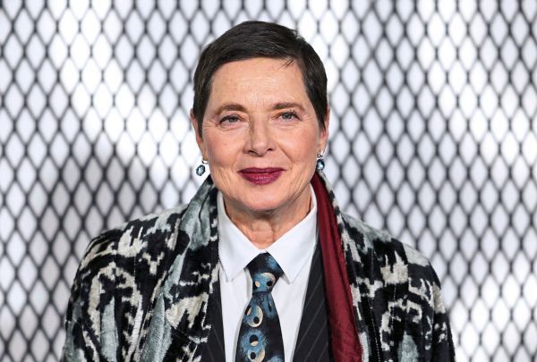 Isabella-Rossellini-erh-lt-Excellence-Award-bei-Locarno-Film-Festival