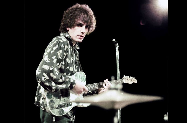 Syd Barrett mit Pink Floyd auf der Bühne des Roundhouse in London im Juli 1967