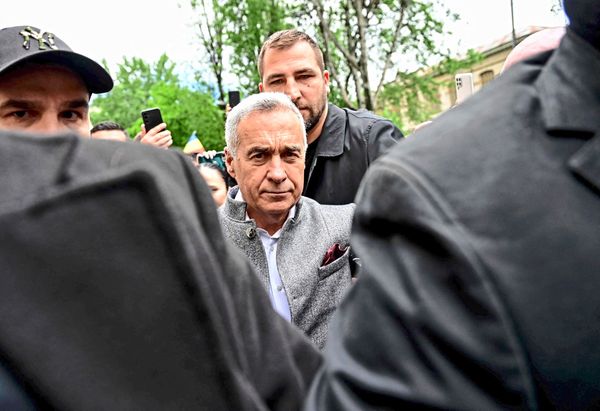 C-lin-Georgescus-merkw-rdige-Russland-Verbindungen-in-sterreich