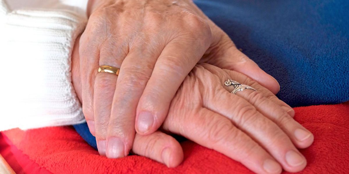 Pflegende Angehörige fordern rasch "große Schritte" bei Pflegereform - Vimarsana News