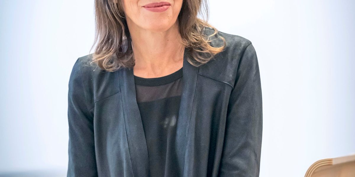 Rachel Cusk's New Novel Sparking Controversy Over Natalie Portman Parallels - News Directory 3