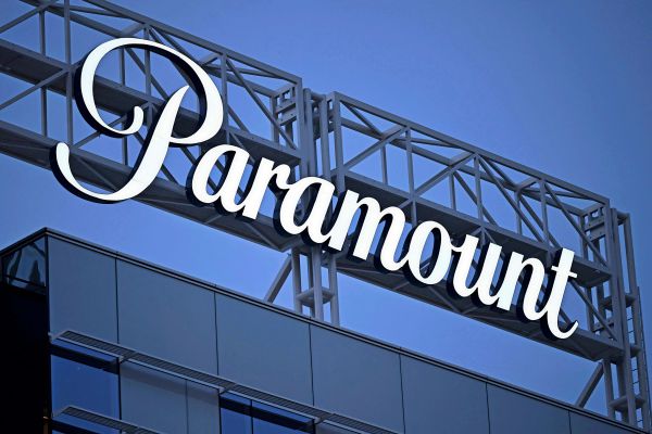 Gr-nes-Licht-f-r-Paramount-bernahme-nach-Einigung-mit-Trump