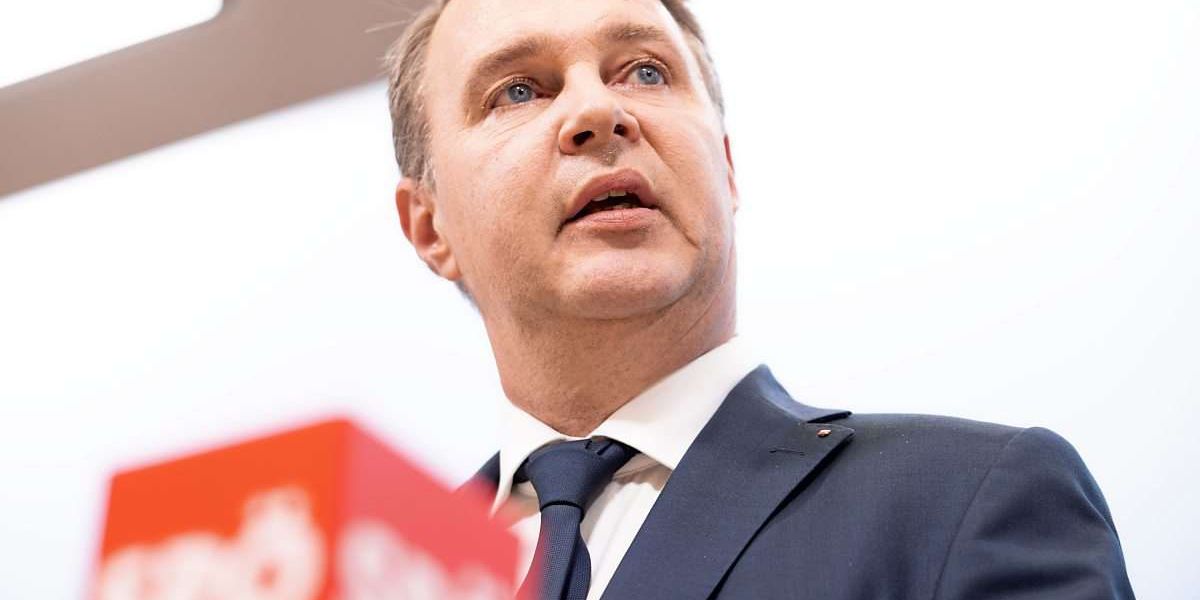 Babler soll SPÖKlubobmann werden, Bures Dritte Nationalratspräsidentin