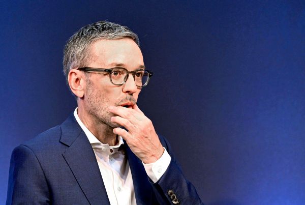 Rechtsau-en-auf-der-Wartebank-Wie-steht-es-um-Kickl-und-seine-FP-