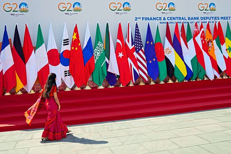 Die Flaggen der teilnehmenden Länder am G20-Gipfel sind zu sehen.