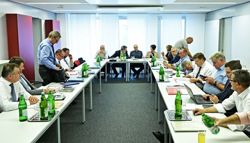 KVAbschluss Metallgewerbe Neuer Mindestlohn von 2.000 Euro