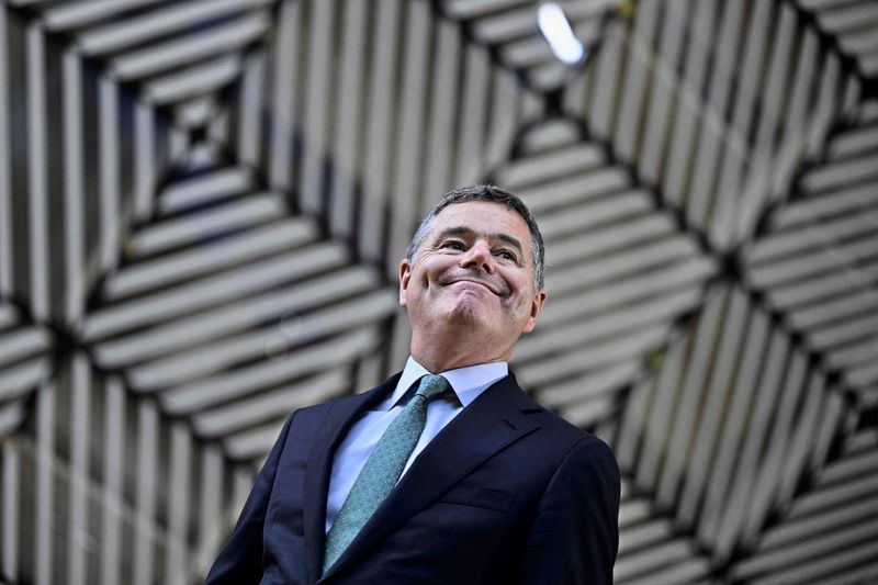 Rücktritt des Finanzministers schwächt die irische Regierung