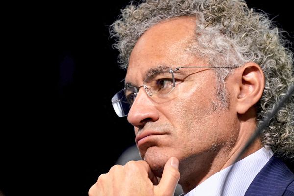 Schweiz-erteilt-Palantir-Absage-Risiken-laut-brisantem-Bericht-zu-hoch