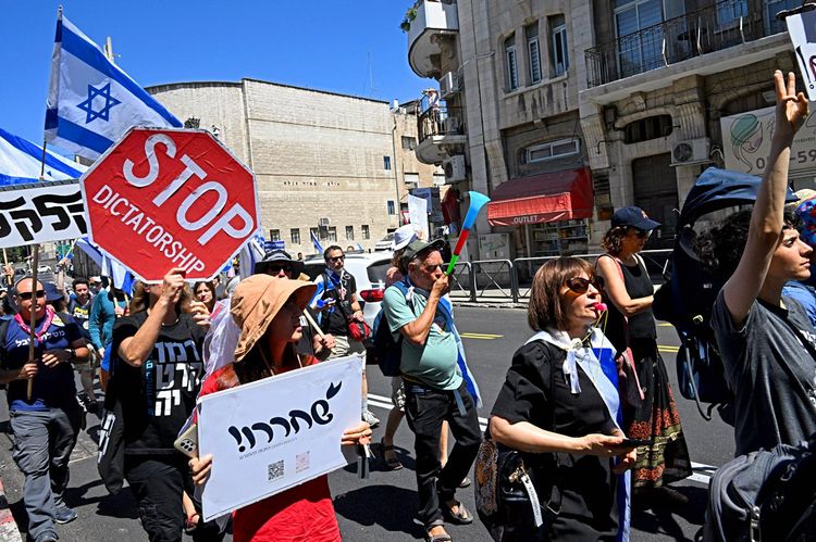 Protestmarsch in Jerusalem gegen Premier Benjamin Netanjahu