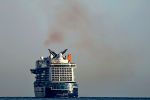 David gegen Goliath: Französischer Bürgermeister stellt sich mit Gummiboot gegen Kreuzfahrtschiff