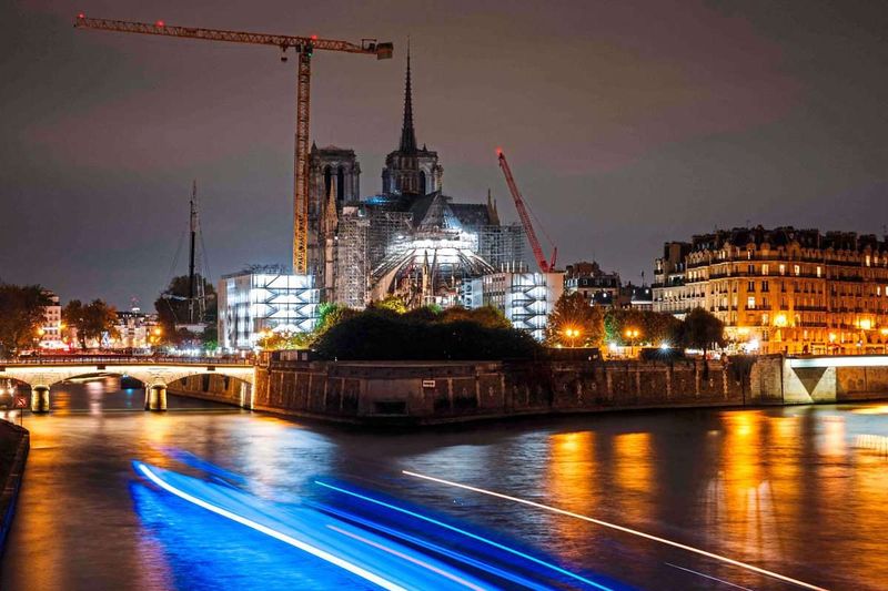 Notre-Dame wird mit Pomp, Polemik und Parade wiedereröffnet