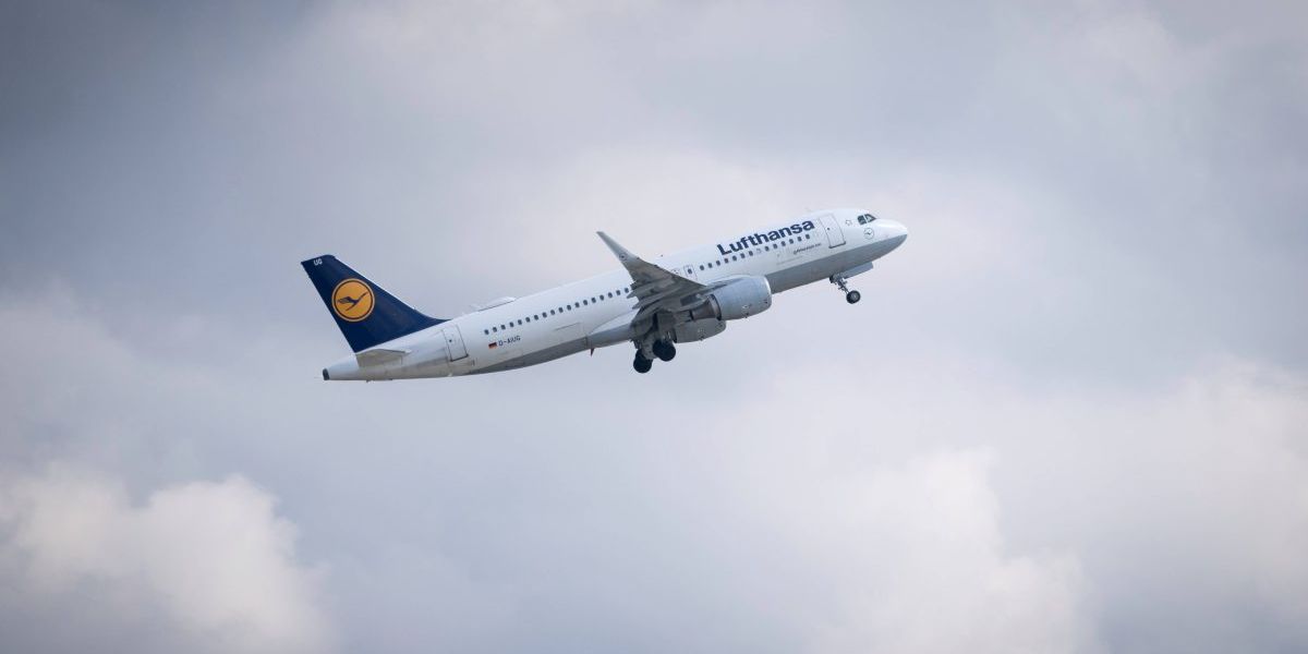 Lufthansa-Angebot Im Tarifstreit Für Verdi "unzureichend" - Wirtschaft ...