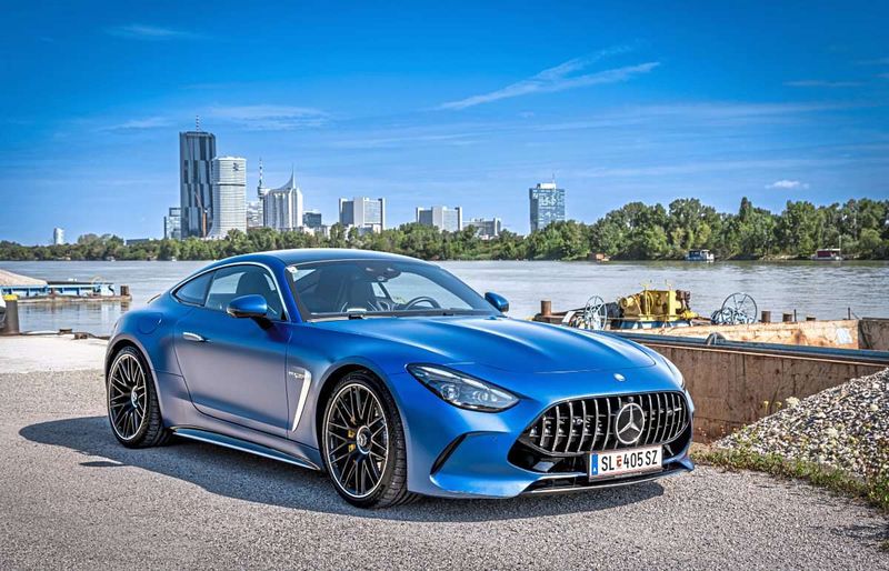 Richtig zupacken beim Mercedes AMG GT