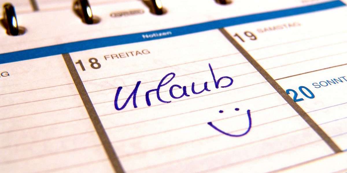 Bis wann muss mein Urlaub genehmigt werden?