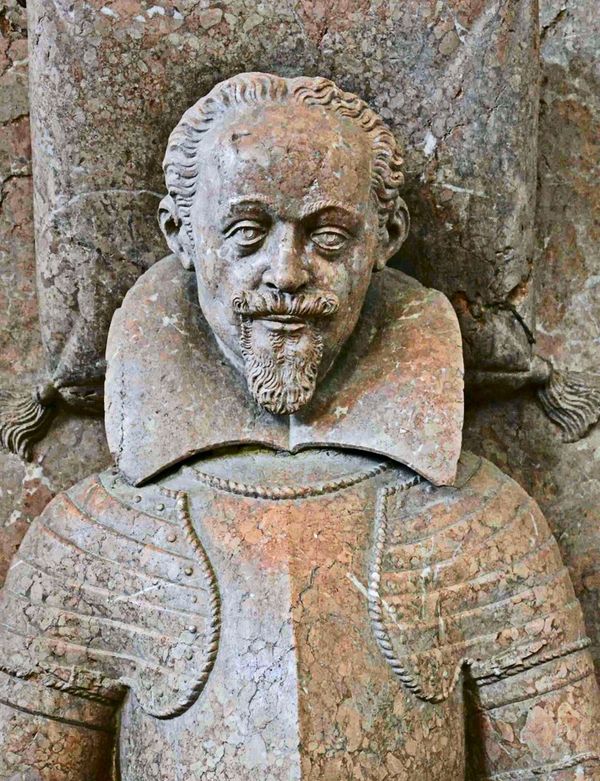 Verschollene-H-nde-des-steinernen-Ritters-in-Pfarre-im-M-hlviertel-gefunden