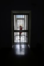 Vergewaltiger missbraucht vor Haftantritt 16-Jährige: Hätte die Tat verhindert werden können?