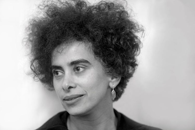 Die paläs­tinensische Autorin Adania Shibli.