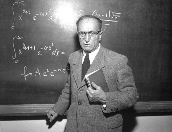 Universit-rer-Vortrag-auf-dem-Pr-fstand-Als-Lehrer-ein-Original-