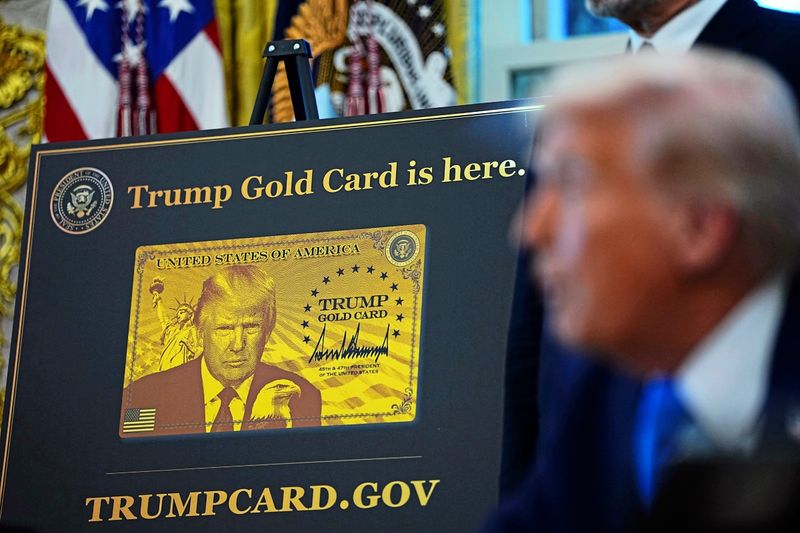 Aufenthaltsrecht für eine Million Dollar: Trumps "Gold Card" für reiche Einwanderer ist da
