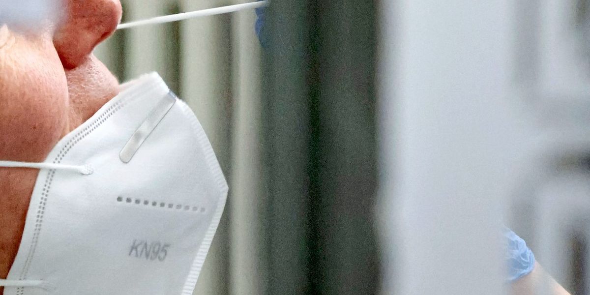 Geimpft und trotzdem infiziert Was man über Impfdurchbrüche wissen