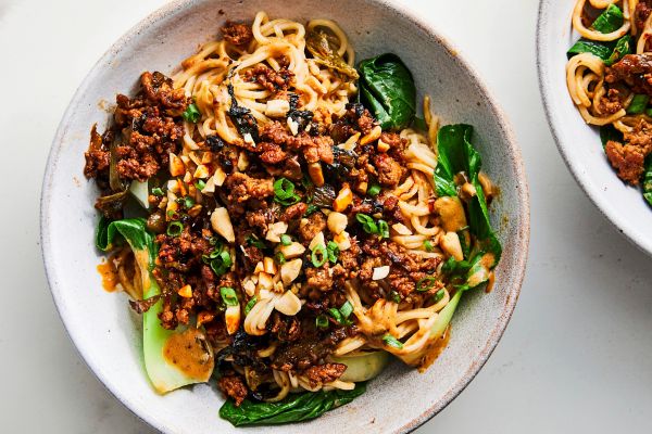 These-Dan-Dan-Noodles-Are-the-Weeknight-Meal-of-Your-Dreams
