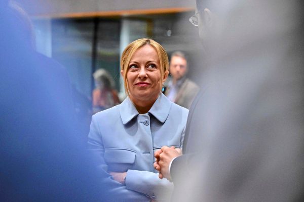 Eine-Million-Arbeitsvisa-in-sechs-Jahren-Regierung-Meloni-plant-mehr-legale-Migration