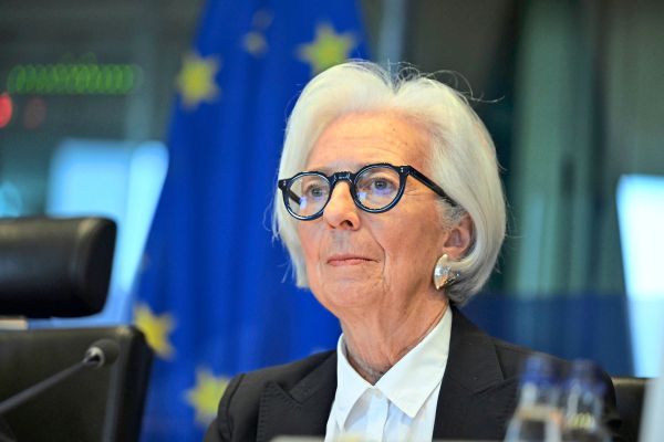 EZB-Chefin-Lagarde-d-mpft-Ger-chte-ber-R-ckzug