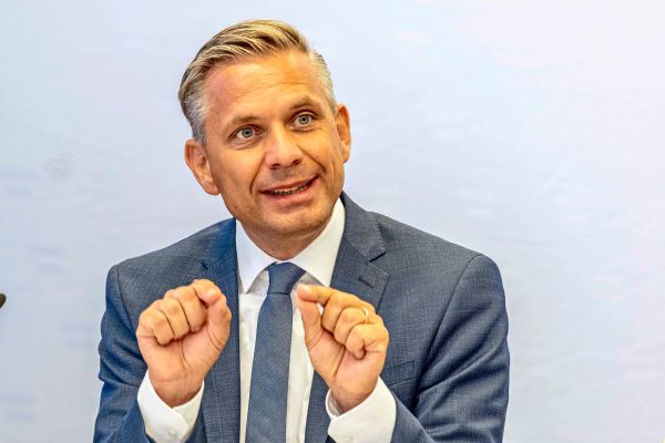 Laut-Hattmannsdorfer-keine-K-rzungen-bei-Forschungspakt