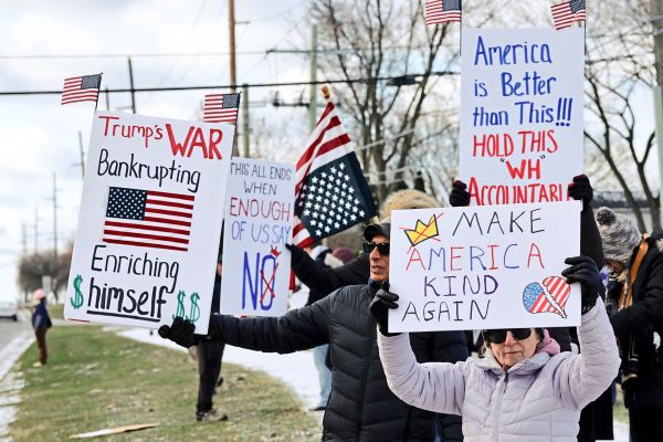 -Amerika-ist-besser-als-das-Millionen-Teilnehmer-auf-Anti-Trump-Demos-erwartet