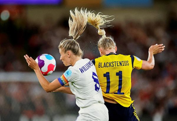 Spannung-pur-bei-Viertelfinal-Hit-Schweden-gegen-England