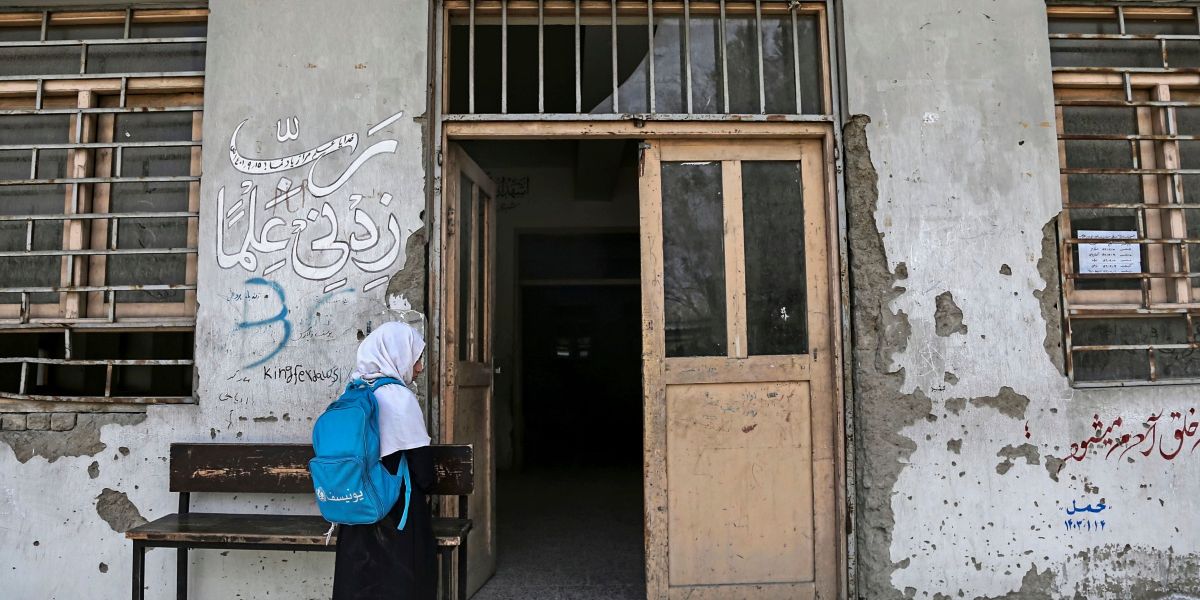 Laut Berichten Dutzende Verletzte nach Explosion in Kabuler Schule