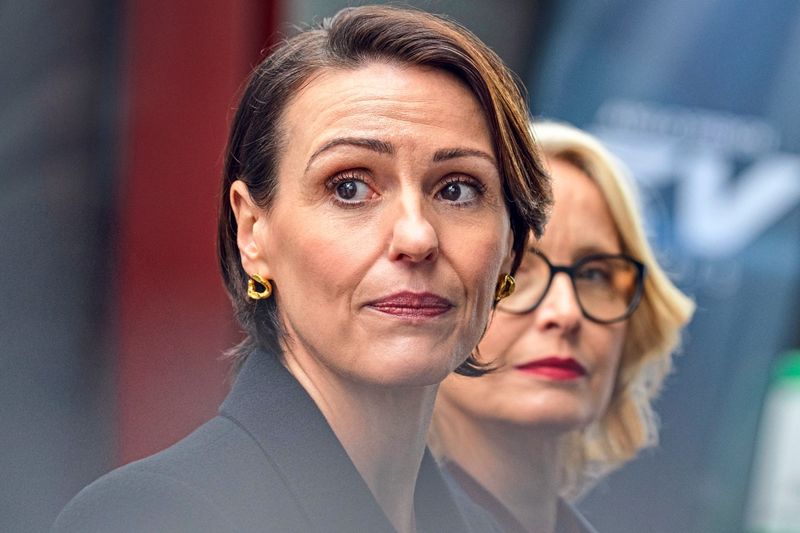 Horror mit Politikerinnen: Netflix-Serie "Hostage"