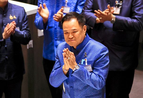 Anutin-Charnvirakul-als-Premier-Thailands-wiedergew-hlt