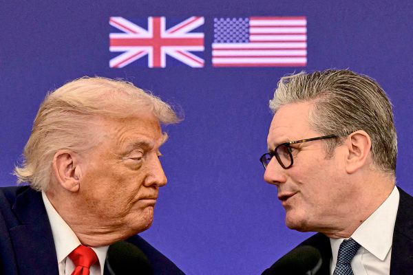 Starmer-scheint-es-Trump-nicht-recht-machen-zu-k-nnen