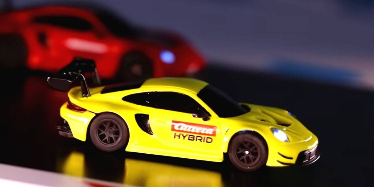 Carrera Hybrid: "Das liefert kein anderes Spielzeug der Welt"