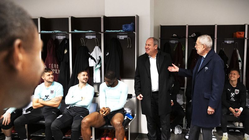 Van der Bellen besuchte ÖFB-Elf vor entscheidendem Qualifikationsspiel